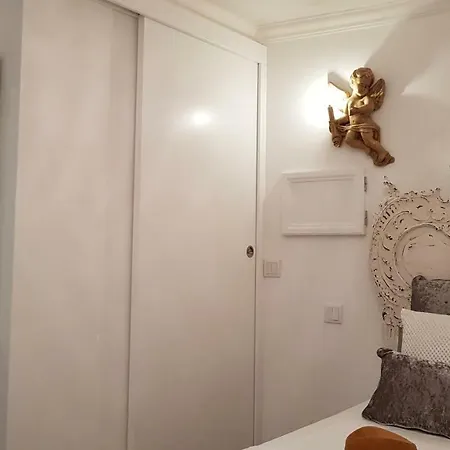 Charming Ii Historical Center *