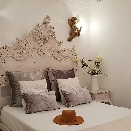 Апартаменты Charming Ii Historical Center *